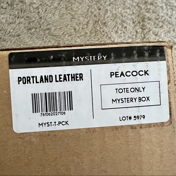 🚫SOLD🚫🦄 new portland leather • peacock large tote - Picture 9 of 10